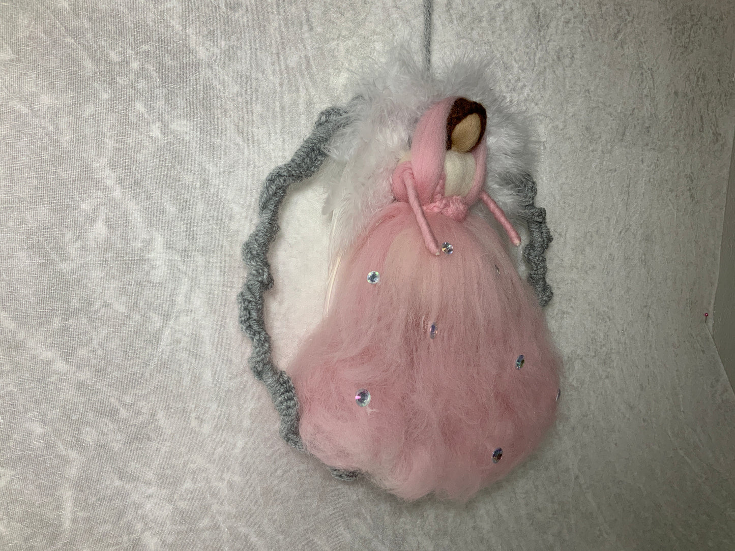 Handgemachter Engel aus Merinowolle als Prinzessin