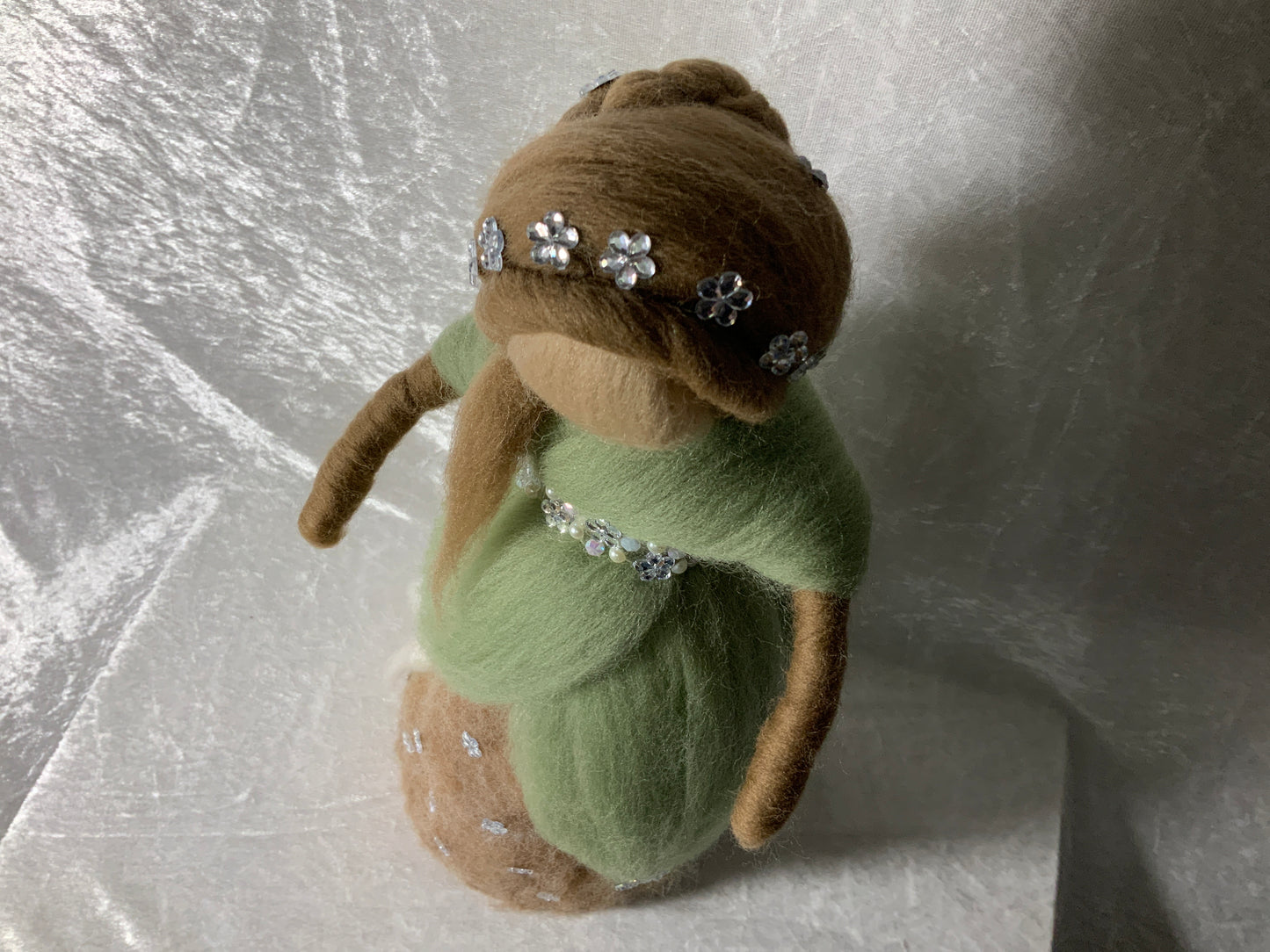 Blumenmädchen aus Merinowolle in schöner Herbstfarbe