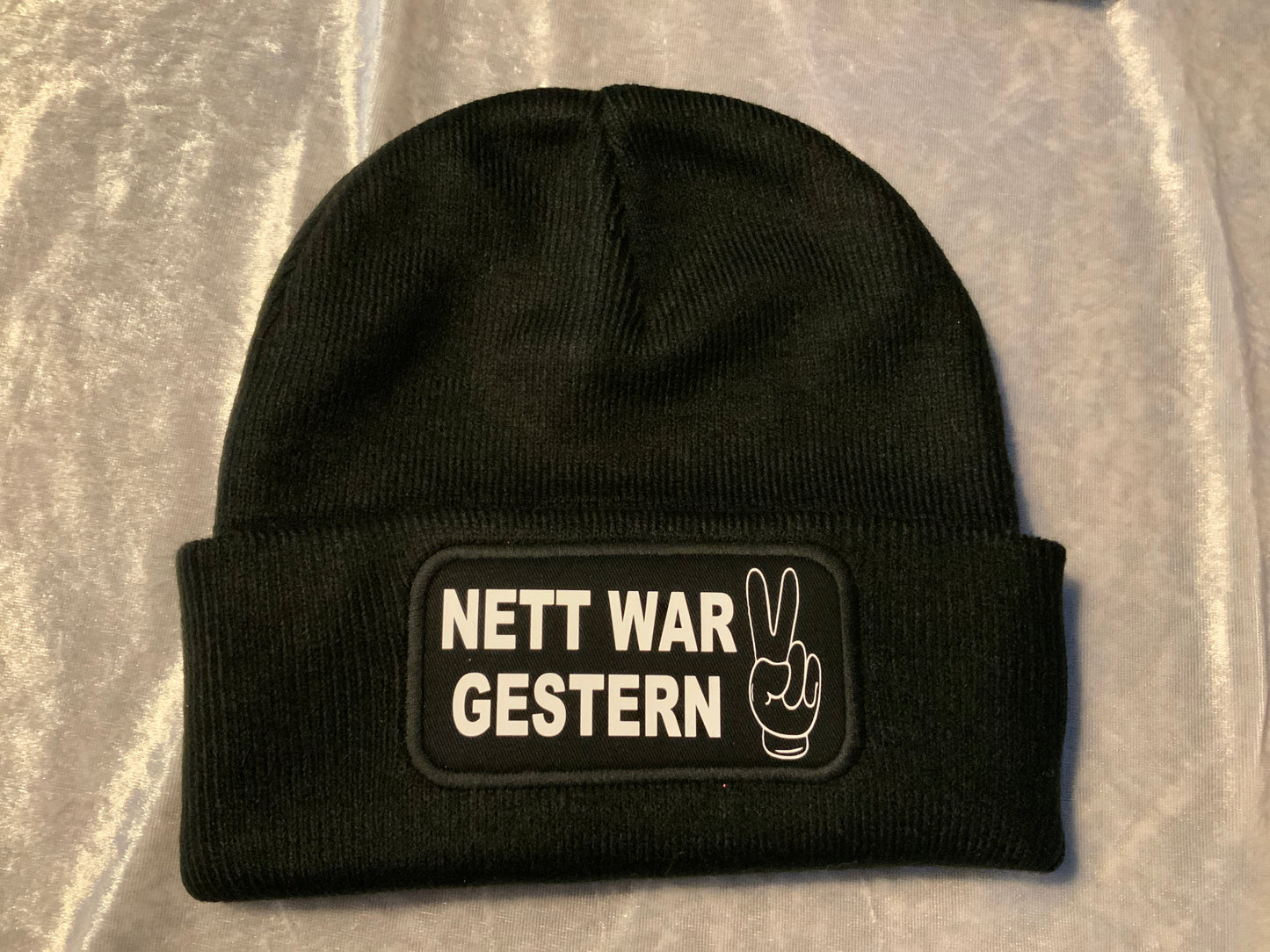 Bedruckte Mütze Schwarz Nett war Gestern