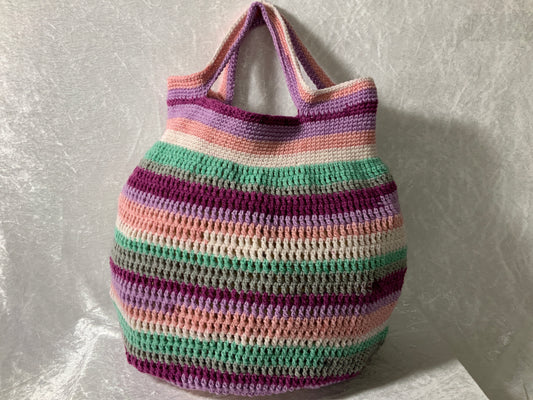 Handgefertigte Beuteltasche aus Wolle