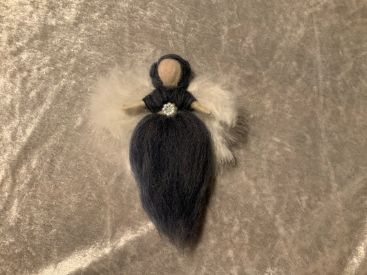 Schutzengel Handgemacht in einem Jeans Blau