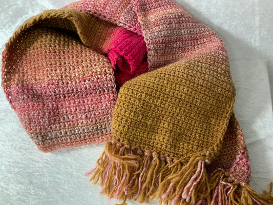 Handgefertigter Schal in hübschen Herbst Farben